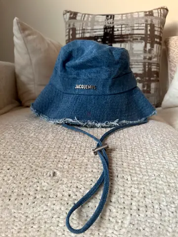 Jacquemus Le Bob De-Nîmes Bucket hat