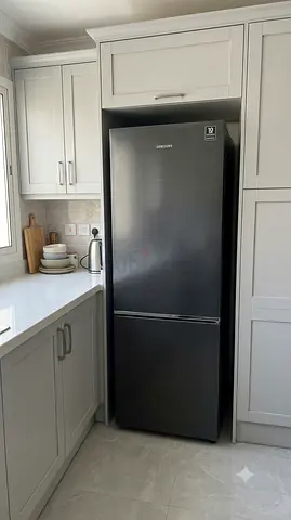 Samsung Bottom Freezer Refrigerator - Good Condition, Slim Fit (Grey)