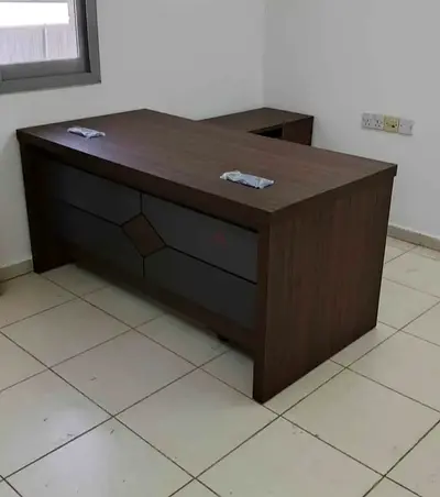 Brand New L shape office Table good quality 160cm size available