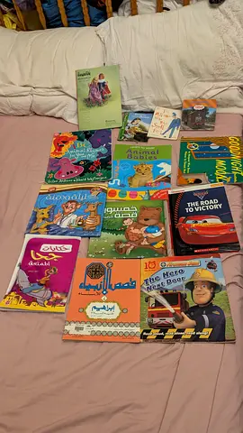 Collection of mixed childrens story and activity books (English Arabic)
