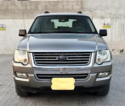 FORD EXPLORER MODEL 2008 GCC SPECBAMPER TO BAMPER ORIGINAL PAINT GCC SPECS VERY CLEAN GOOD CONDITION