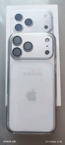 iPhone 17 Pro Max 512GB Silver - (Price Including Original Apple accessories ) Like New 100% Battery