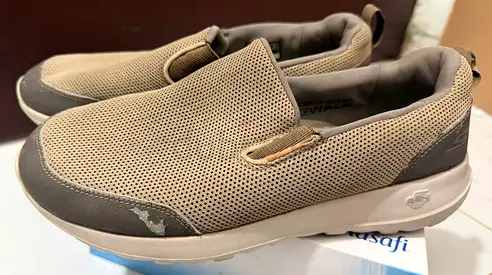 Skechers branded shoes