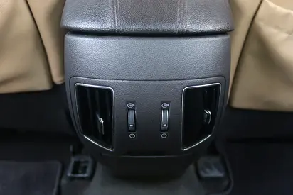 صورة مصغرة 10 لـ 2011 Hyundai SONATA