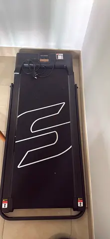 Walking Pad / Folding Treadmill – Excellent Condition – AED 250