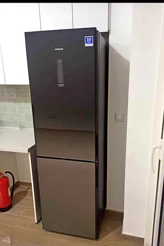 Hitachi refrigerator 410 liter bottom freezer neat and clean perfect working
