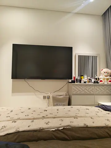 75 inches 3 months use TV
