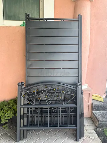 Single bed never used
