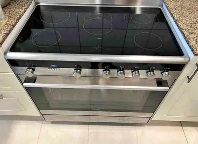 Siemens IQ700 Stainless Steel Ceramic Hob 90cm Electric Range with Oven