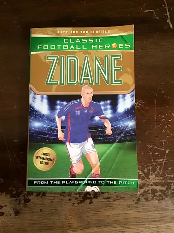 Classic Football Heroes: Zidane (Limited International Edition)