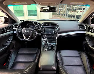 2016 Nissan MAXIMA 照片 9
