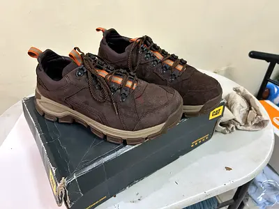 Caterpillar Shoes 42Size Combodia