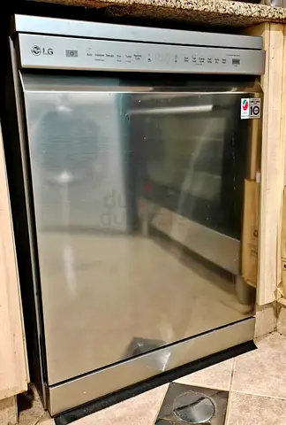 LG QuadWash 14 Place Settings, EasyRack Plus, Inverter Direct Drive, ThinQ Dishwasher | DFB512FP
