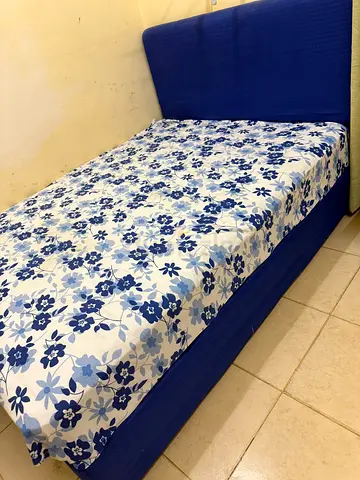 Queen Size Bed for urgent sale