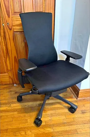 Embody Ergonomic Herman Miller Office Chair With Adjustable Arms and Fully Options Excellent
