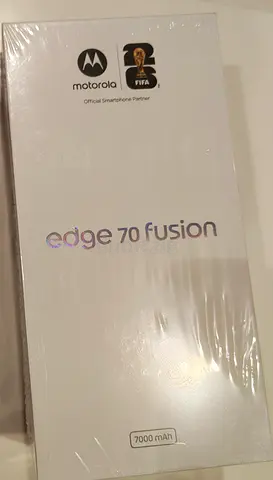 Moto Edge 70 fusion black sealed unit ( unwanted gift )