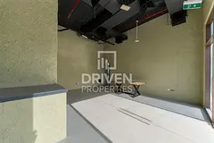 High End Office Space | Commercial Location