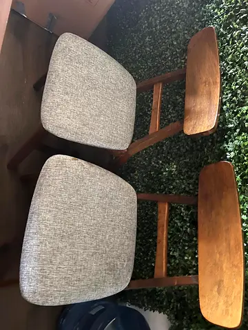 Dining Table with 4 chairs and Console