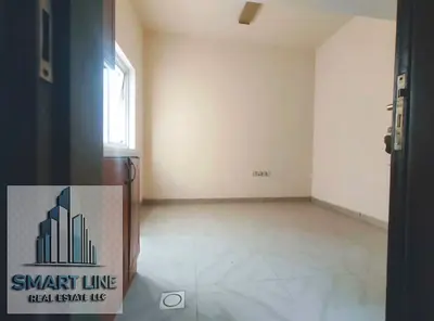 BIG OFFER STUDIO WITH CENTRAL AC FAMILY BUILDING OUTSIDE FREE PARKING AVAILABLE RENT ONLY 13K