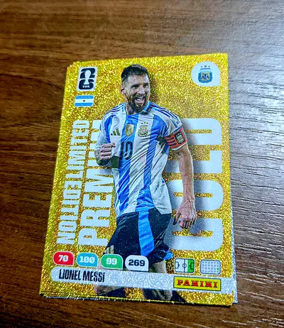 Messi Gold premium panini adrenalyn card