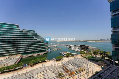 2BR w/ Balcony| Scenic Water Views| Prime Location