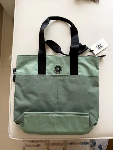 Brand New Genuine Kipling Bag with Tags – Never Used
