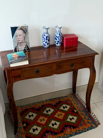 Solid wood desk for reading studying