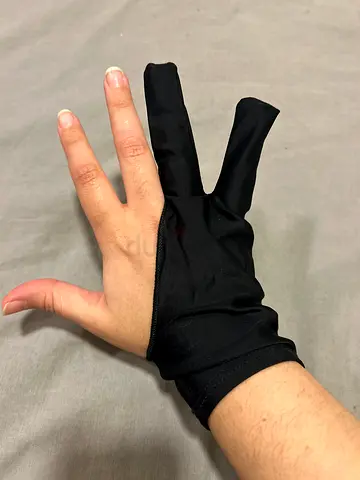 iPad drawing gloves