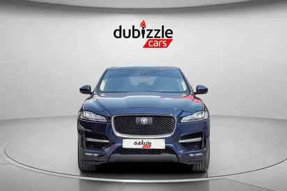 2019 Jaguar F-PACE photo 2