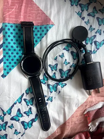 Samsung Galaxy Watch-3,GPS,LTE(round) with charger - good working condition