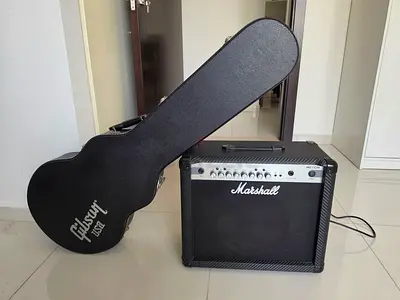 Gibson Les Paul Traditional electric guitar COMBO