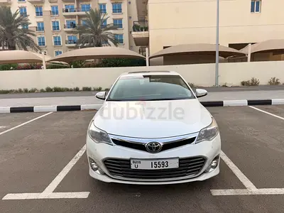 2013 Toyota Avalon Limited GCC Specs - Low maillage - accident free