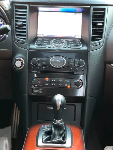 صورة 8 لـ 2014 Infiniti QX70