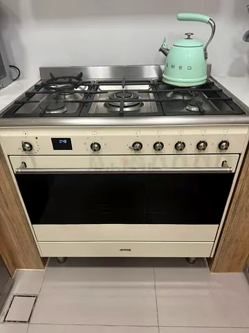 SMEG Combination Gas Electric Oven 90cm