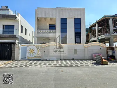 Modern 5-bedroom villa with no annual fees