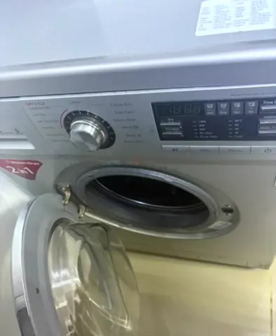 washing machine good condition LG