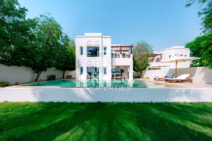 Exclusive | Private Pool | All Bills Included
