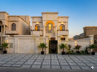 Luxury villa with a classic design – Two floors and a rooftop – Private pool – 5,000 sq ft – Directly on Sheikh Ammar Street – Freehold ownership for