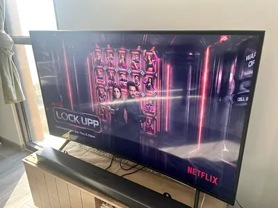 55-inch Samsung TV - 4K UHD Curved Smart LED