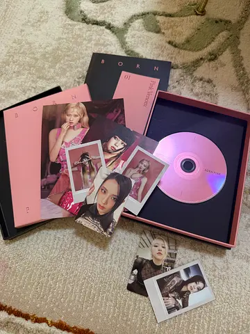 Blackpink - Born Pink (Pink Venom) Deluxe CD with Photocards