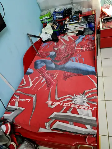 Children car bed in excellent condition with Mattress for urgent sale