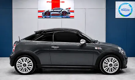 2013 MINI COOPER photo 6