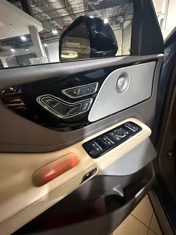 2020 Lincoln AVIATOR — фото 10