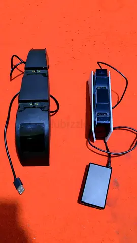 PS5 CONTROLLER HOLDERS