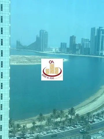 للايجار غرفتين وصالة مع غرفة ماستر اطلالة مائية جانبية