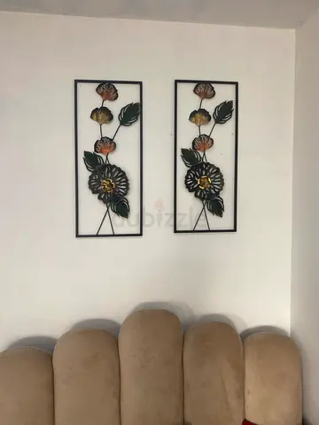 Elegant Metal Floral Wall - Each for 10 aed