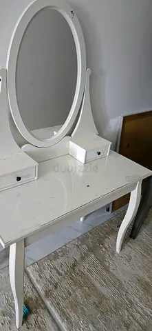 White Wooden Dressing Table with Oval Mirror and Drawers