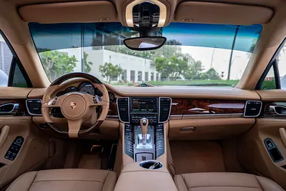 2013 Porsche PANAMERA 缩略图 13