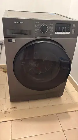 Samsung Washing Machine Dryer - 8KG - 2 years - immaculate