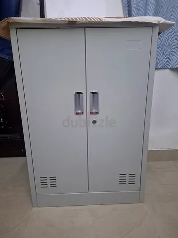 Steel Shoe Cabinet – 4 Racks with Lock | Excellent Condition